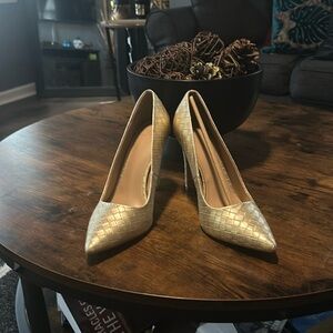 Metallic gold pumps by justfab